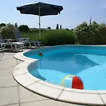 Domaine La Fontaine Bed & Breakfast