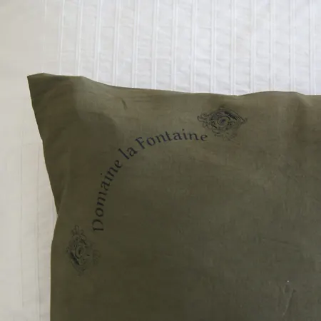 Domaine La Fontaine B&B Soubran