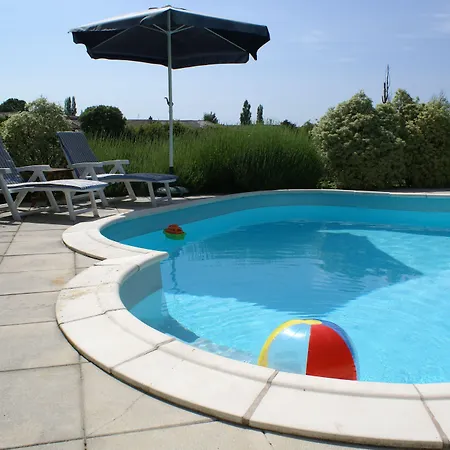 Domaine La Fontaine Bed & Breakfast