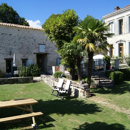 Domaine La Fontaine 4* Soubran