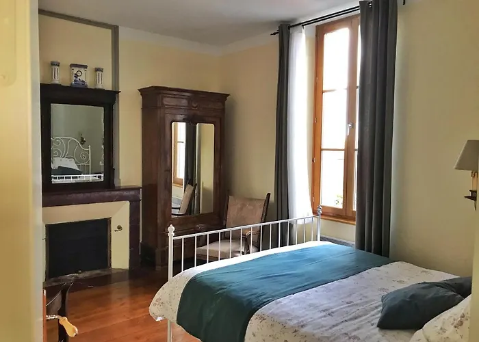 Domaine La Fontaine 4* Soubran