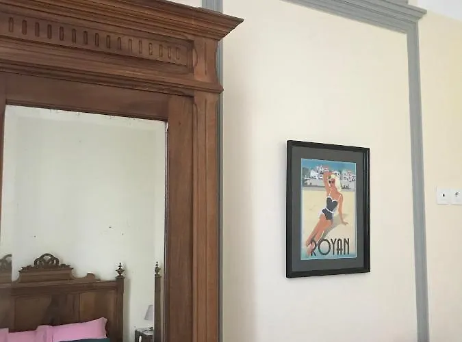 Domaine La Fontaine Alojamento de Acomodação e Pequeno-almoço Soubran