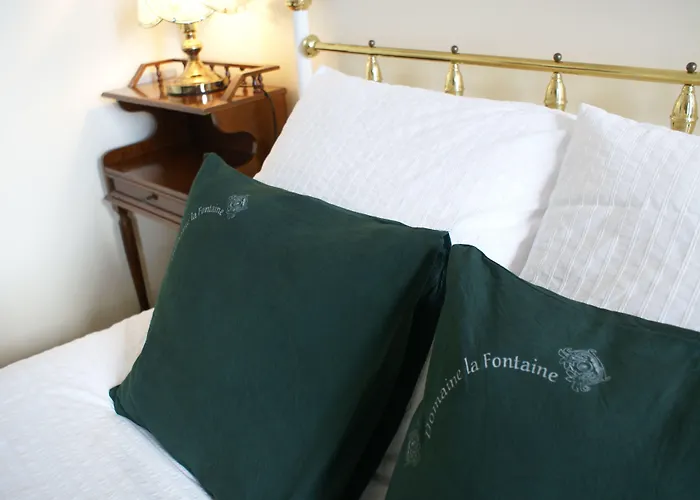 Domaine La Fontaine Alojamento de Acomodação e Pequeno-almoço Soubran