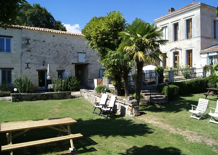 Domaine La Fontaine 4* Soubran